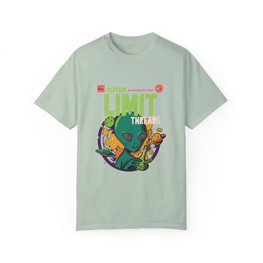 Alien Cannabis  T-shirt
