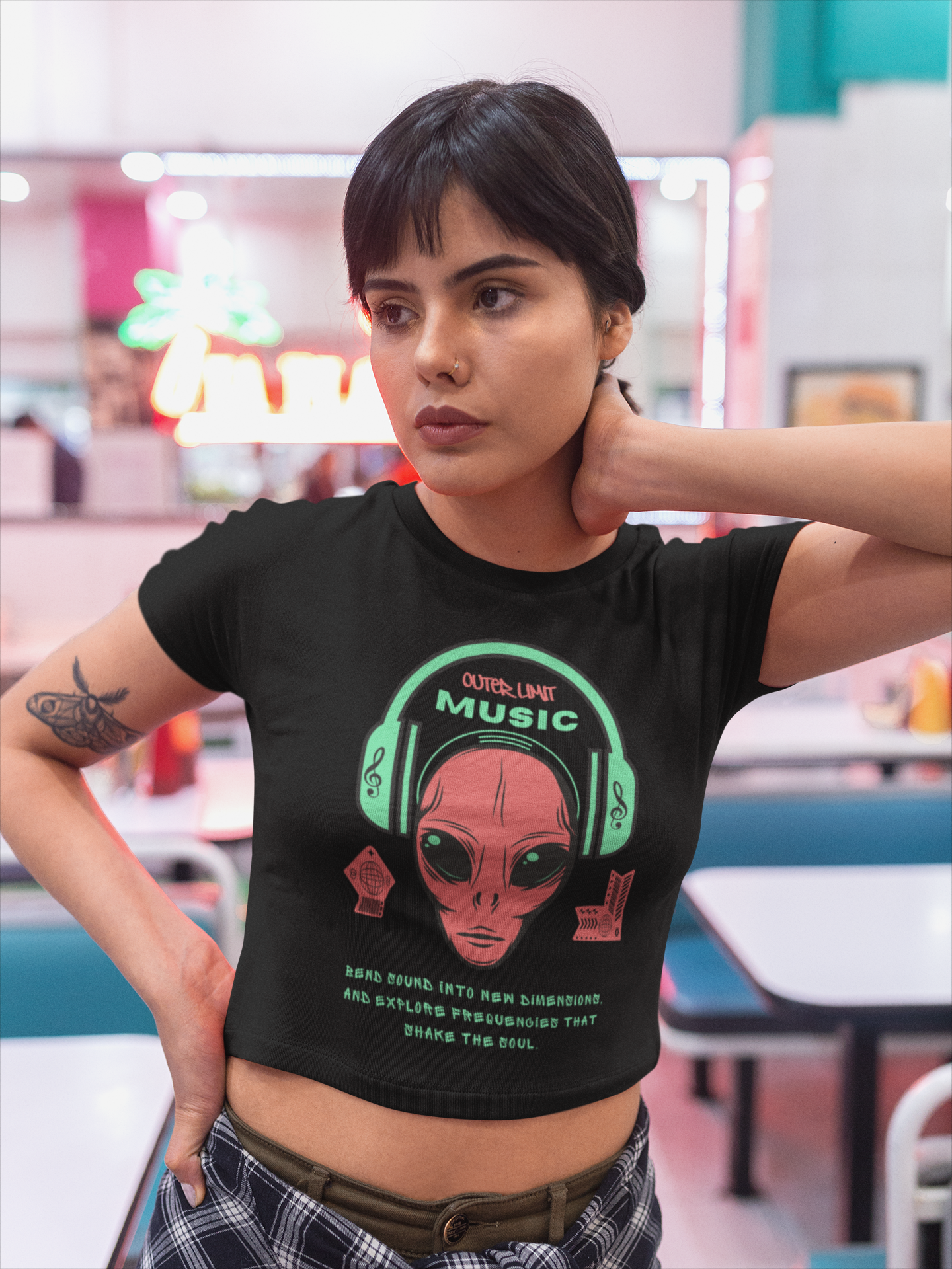 Champion Women's Cropped T-Shirt Music Alien Design
