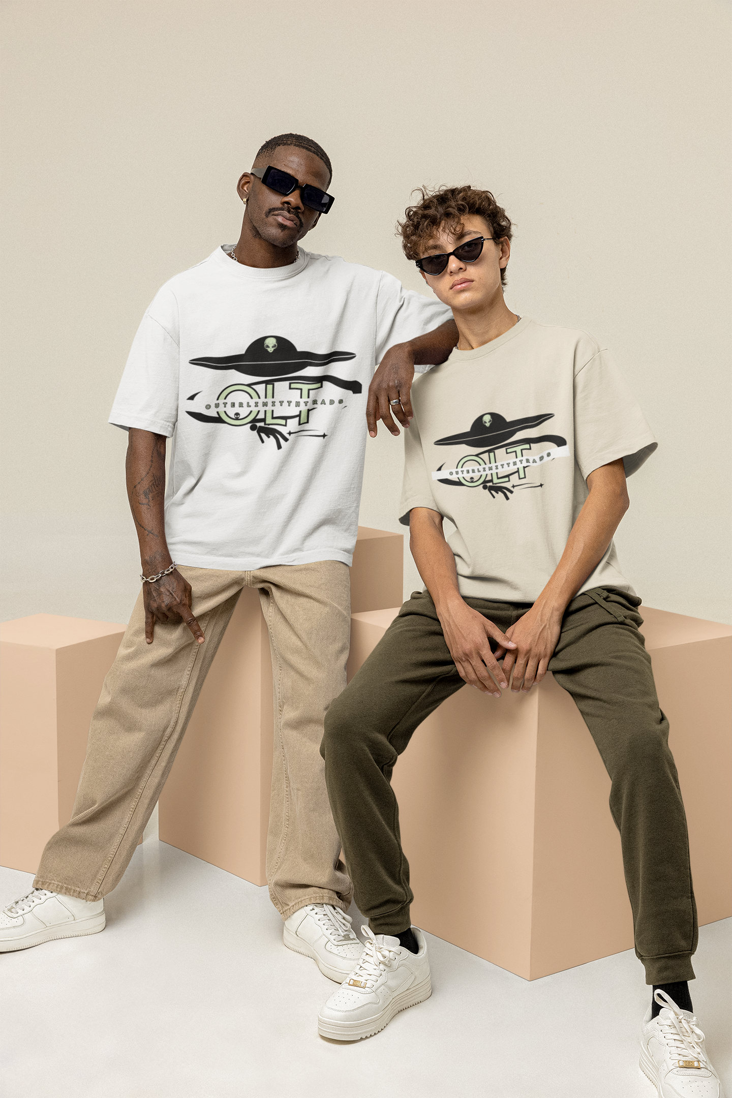 Retro UFO T-Shirt